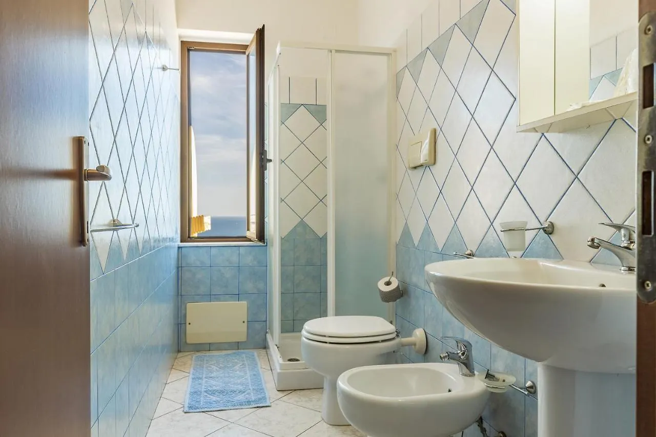 Bed & Breakfast Ostello Bellavista Santa Maria Navarrese Italië